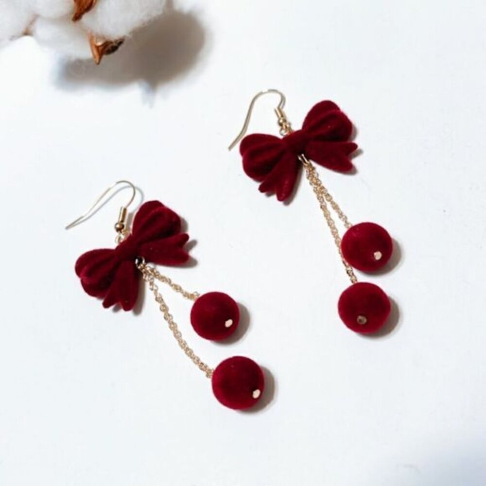 Red velvet bow dangle earrings N223 - Picture 4 of 4